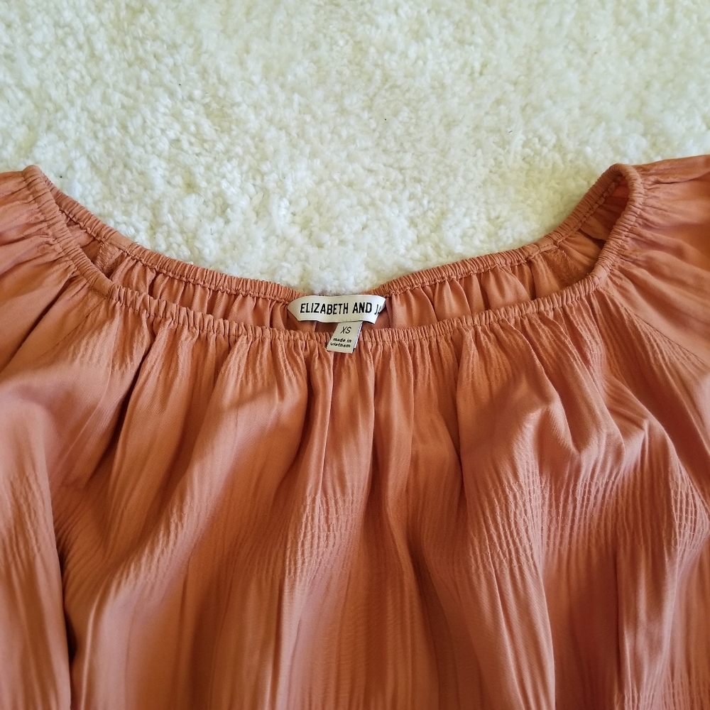 Elizabeth and James Off Shoulder Boho Top XS - Picture 2 of 4